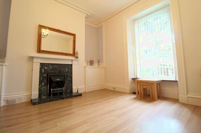 2 Bedroom Flat To Rent In Thomson Street, Ground Right, AB25