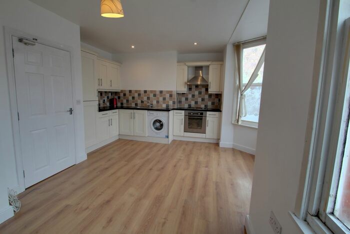 1 Bedroom Flat To Rent In Fosse Road South, Leicester, LE3