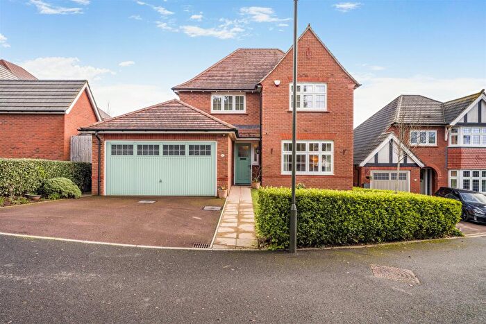 4 Bedroom Detached House For Sale In Archers Hall Place, Lydney, GL15