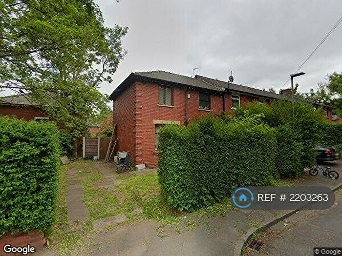 3 Bedroom End Of Terrace House To Rent In Argyle Avenue, Whitefield, Manchester, M45