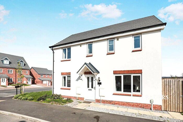 3 Bedroom House To Rent In Rosemary Hill, ST5