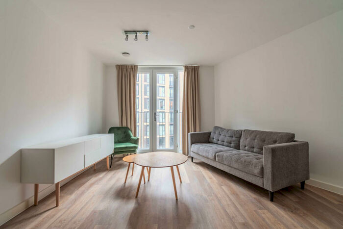 2 Bedroom Flat To Rent In Apartment, The Wullcomb, Highcross Street, , Furnished, LE1