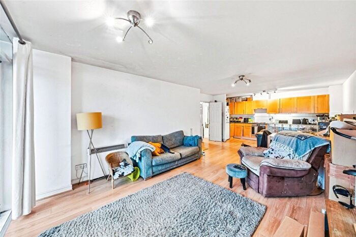 2 Bedroom Property To Rent In Inverness Mews, Galleons Point, London, E16