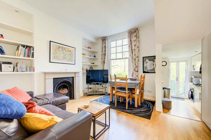 1 Bedroom Flat To Rent In Archel Road, Barons Court, London, W14
