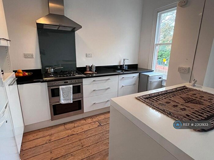 2 Bedroom Flat To Rent In Moseley, Moseley, B13