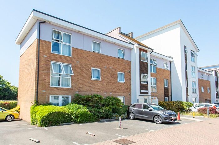 2 Bedroom Flat To Rent In Belon Drive, Whitstable, Kent, CT5