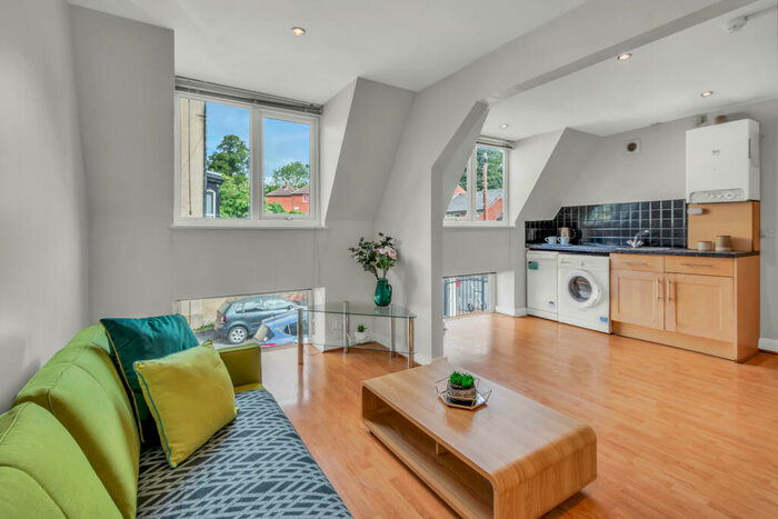1 Bedroom House To Rent In Cliff Road - Design House, Leeds, LS6