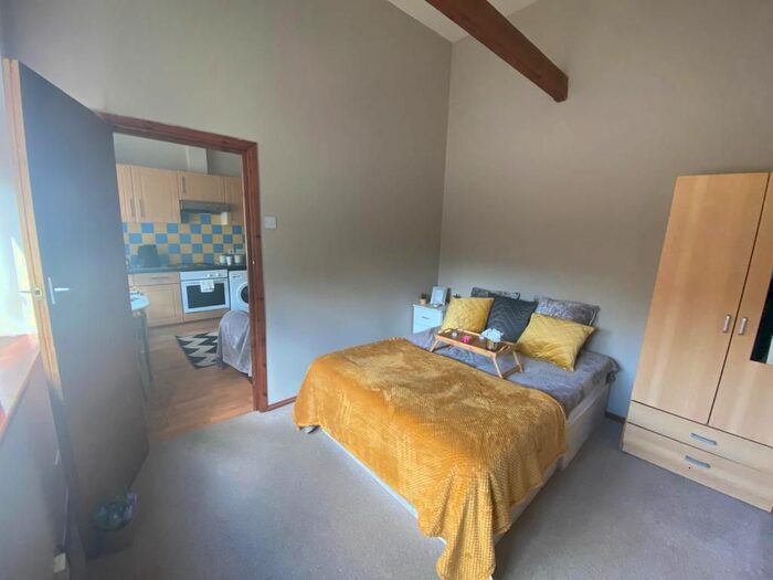 1 Bedroom Flat To Rent In E Hazelbury Crescent, Luton, LU1