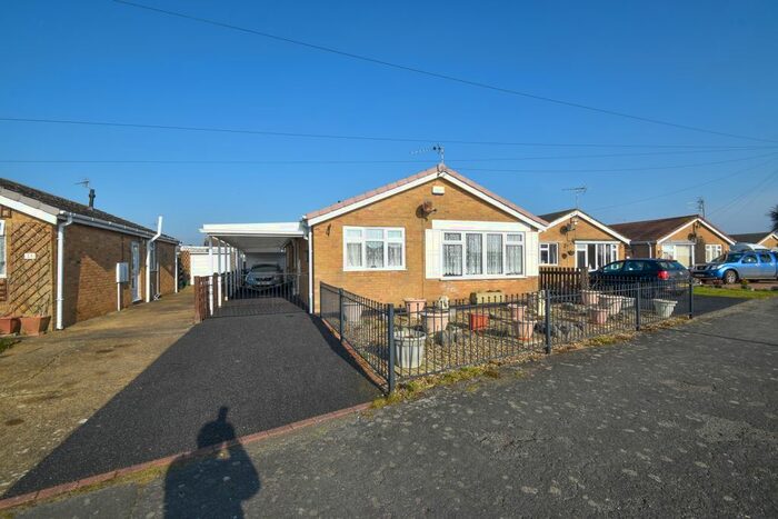 3 Bedroom Bungalow For Sale In Hurdman Way, Ingoldmells, PE25