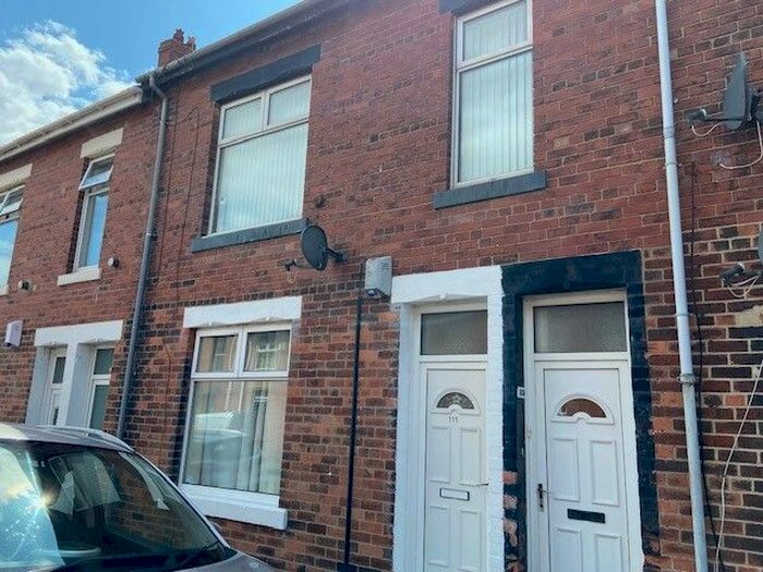 2 Bedroom Flat To Rent In Elsdon Terrace, North Shields, NE29