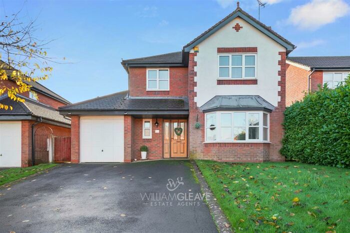 4 Bedroom Detached House For Sale In Parc Issa, Bryn-Y-Baal, CH7