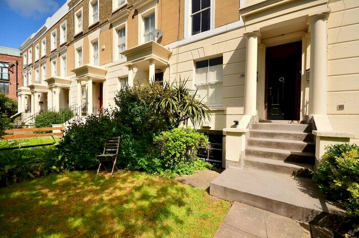 1 Bedroom Maisonette For Sale In Elmore Street, Islington, London, N1