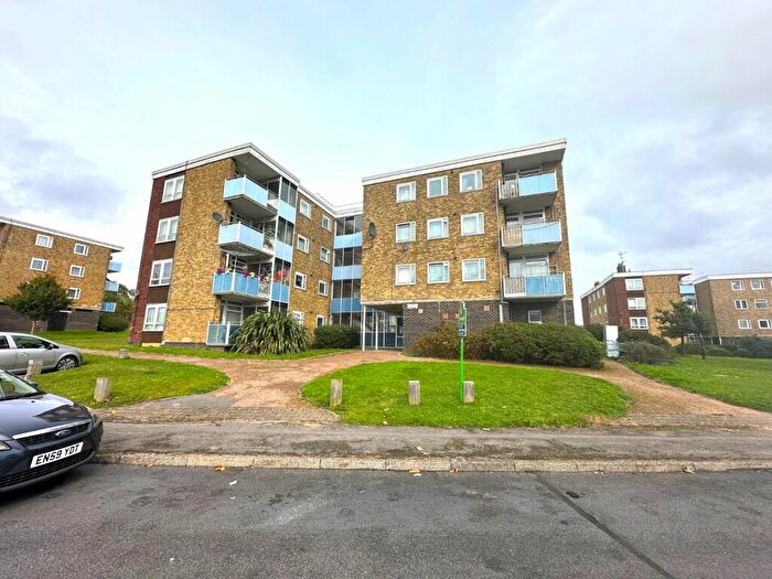2 Bedroom Flat To Rent In Burke Drive, Thornhill, Southampton, SO19