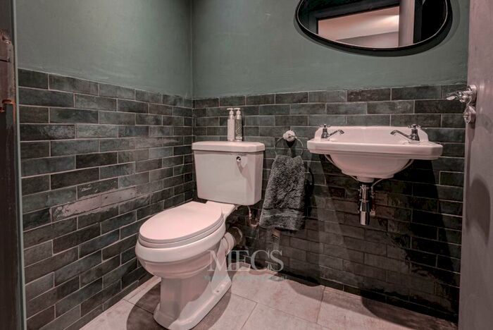 2 Bedroom Apartment For Sale In Sherborne Lofts, Grosvenor Street West, Birmingham, West Midlands, B16