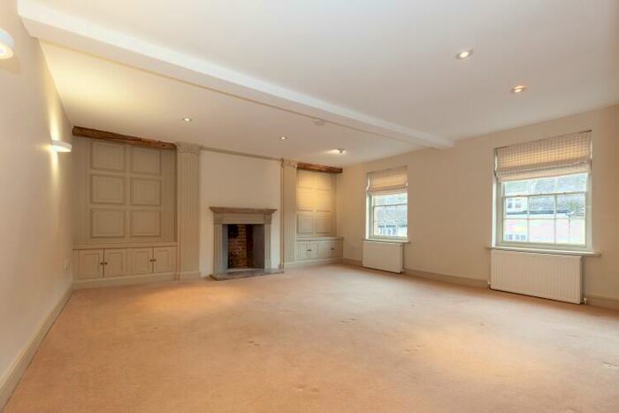 2 Bedroom End Of Terrace House To Rent In High Street, Dorchester, OX10