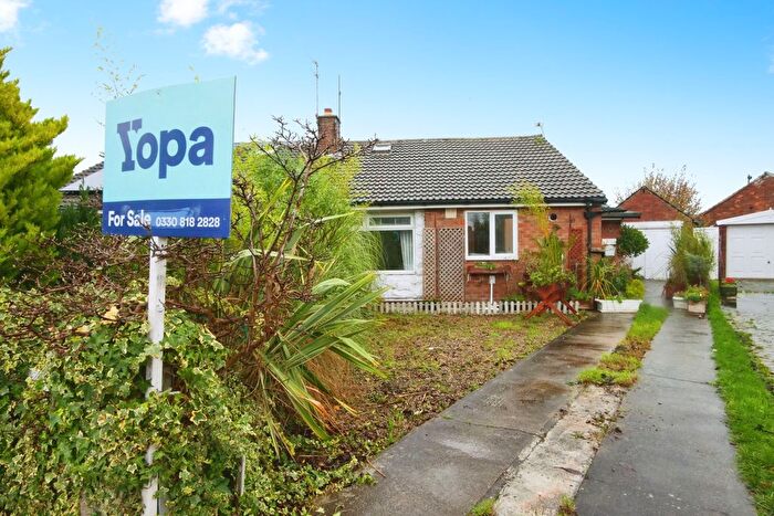 3 Bedroom Semi Detached House For Sale In Fern Close, York, YO32