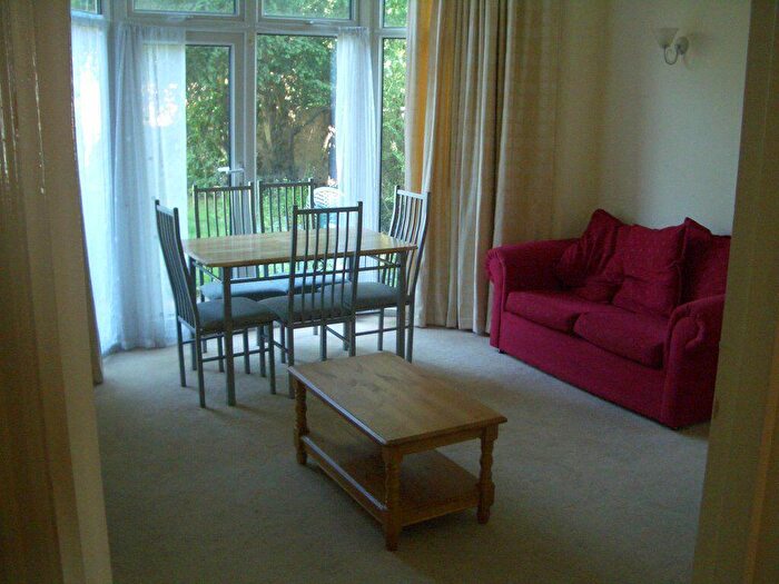 1 Bedroom Flat To Rent In Flat Bristol Road, B29
