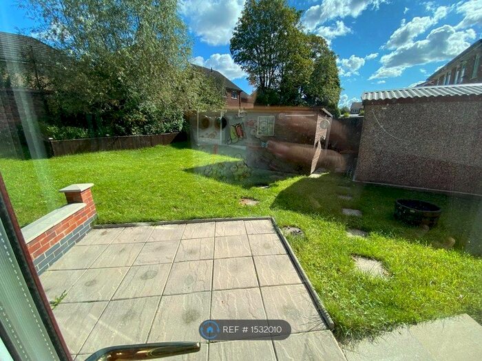 3 Bedroom Semi-Detached House To Rent In Margaret Ashton Close, Manchester, M9