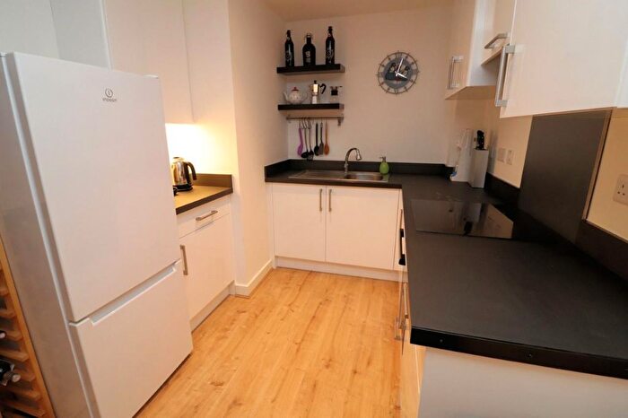 1 Bedroom Flat To Rent In Royal Carriage Mews, London, SE18