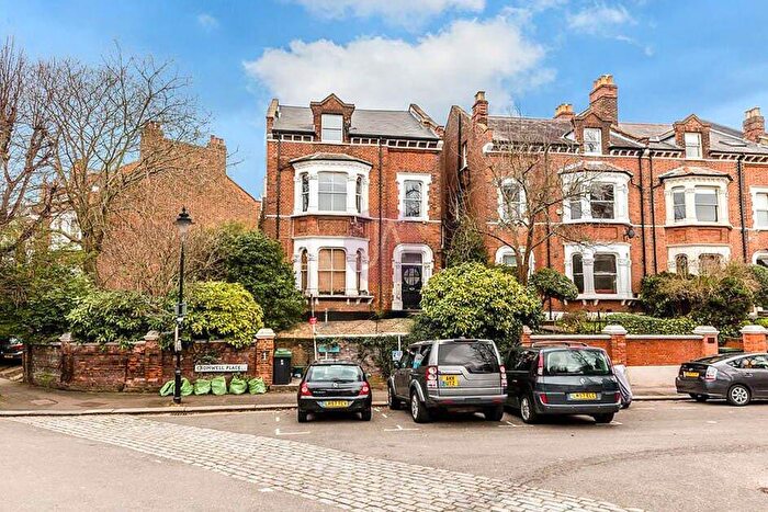 3 Bedroom Apartment To Rent In Cromwell Place, Highgate, London, N6