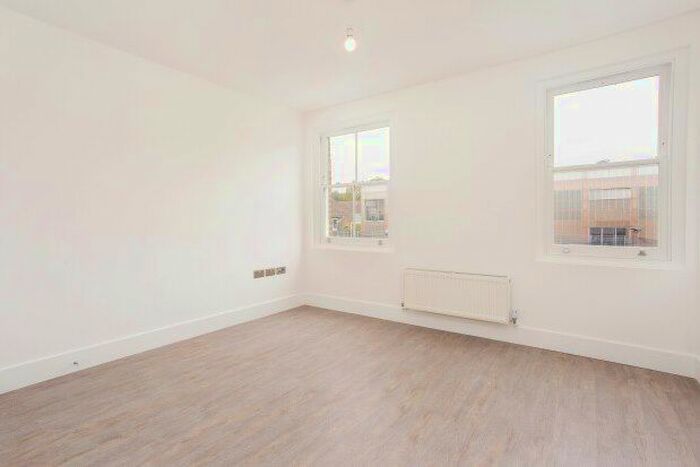 1 Bedroom Flat To Rent In Wells Park Road, London, SE26