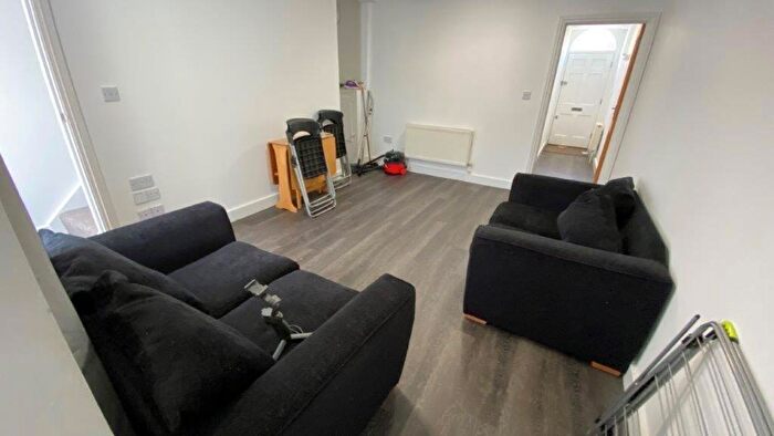 1 Bedroom House To Rent In Broad Street, Canterbury () -, CT1
