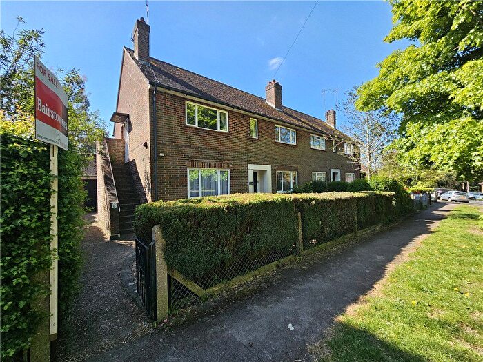 2 Bedroom Maisonette For Sale In Ninehams Road, Caterham, Surrey, CR3