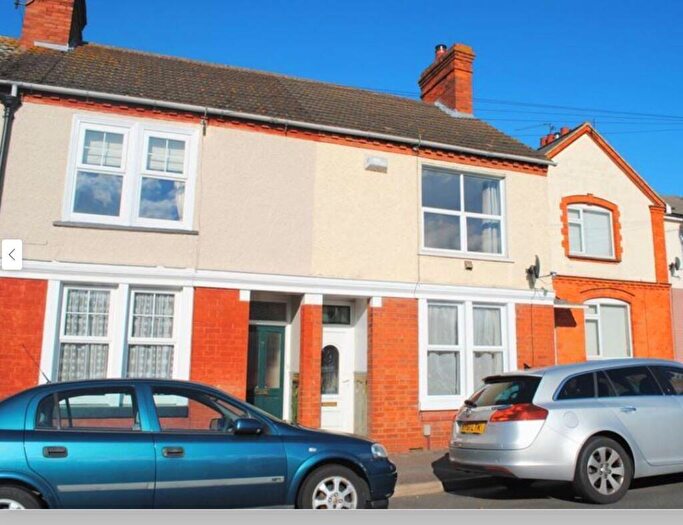 2 Bedroom End Of Terrace House For Sale In Trafford Road, Rushden, NN10