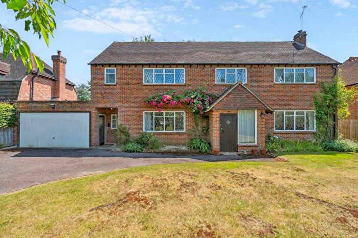 5 Bedroom Detached House For Sale In Eghams Wood Road, Beaconsfield, HP9