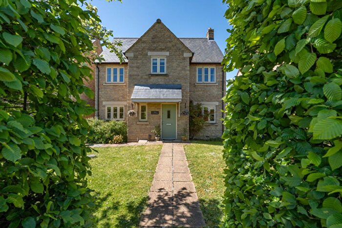 4 Bedroom Detached House For Sale In The Old Dairy Gotherington Lane, Bishops Cleeve, Cheltenham, GL52