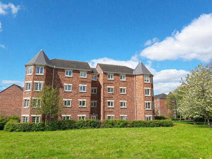 2 Bedroom Apartment For Sale In Castle Lodge Gardens, Rothwell, Leeds, West Yorkshire, LS26