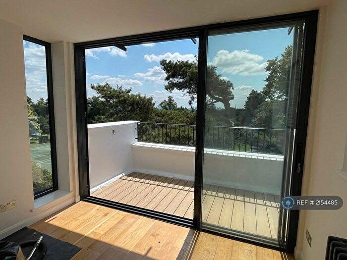 2 Bedroom Flat To Rent In Highgate, London, N6