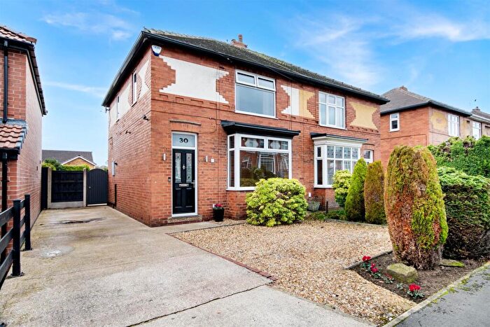 3 Bedroom Semi-Detached House For Sale In Rosemary Road, Wickersley, Rotherham, S66