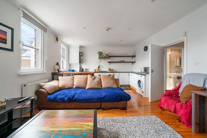 1 Bedroom Apartment To Rent In Milkwell Yard, Caleb Court, SE5