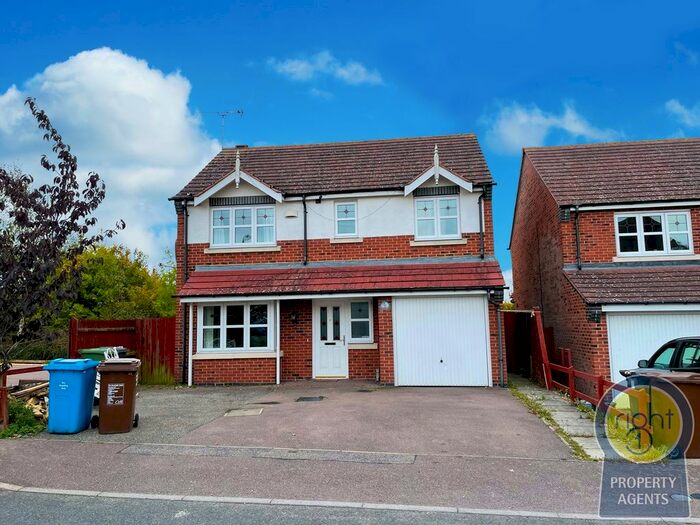 4 Bedroom Detached House To Rent In Flatford Close, Corby, NN18