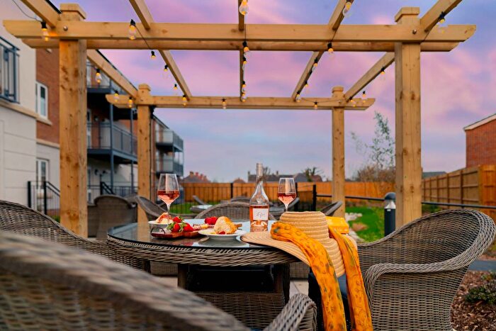 1 Bedroom Flat To Rent In London Road, Dorchester, DT1