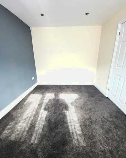 4 Bedroom Bungalow To Rent In Great Central Avenue, Ruislip, Greater London, HA4