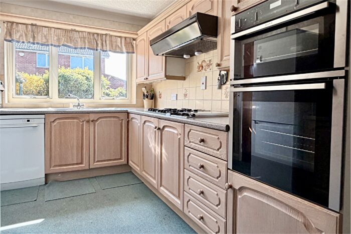 3 Bedroom Bungalow For Sale In Charlotte Grove, Beeston, NG9