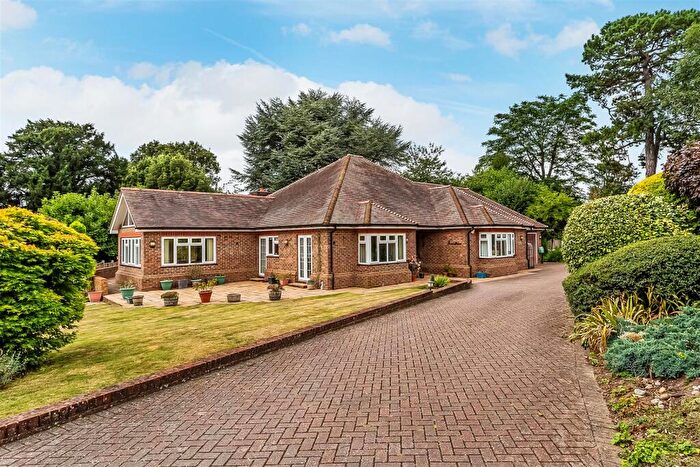 3 Bedroom Detached Bungalow To Rent In Beechcroft, Ashtead, KT22