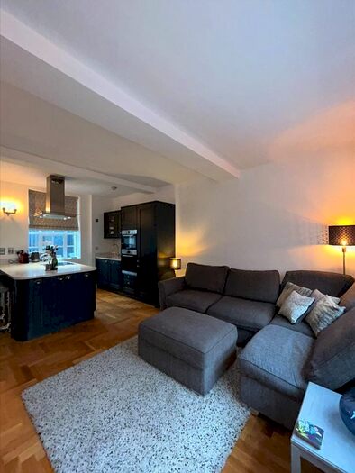 2 Bedroom Flat To Rent In Great Charles Street Queensway, Birmingham, West Midlands, B3