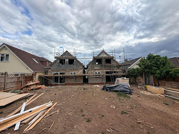 4 Bedroom Detached House To Rent In St. Margarets Avenue, Uxbridge, UB8