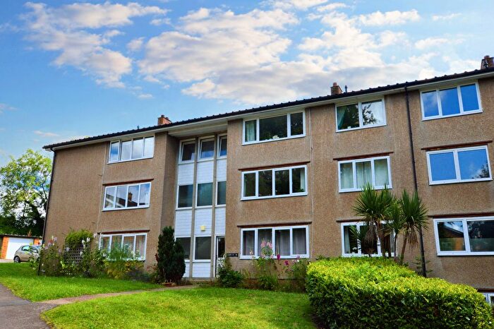 2 Bedroom Flat To Rent In Tudor Road, St Albans, AL3