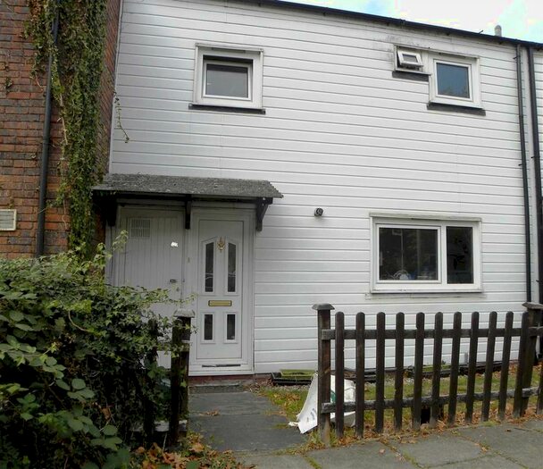 2 Bedroom Terraced House To Rent In Braybourne Close, Uxbridge UB8