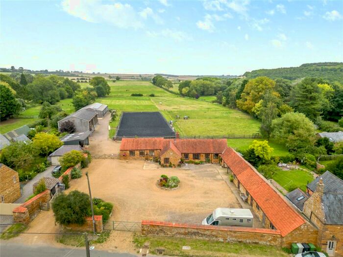 3 Bedroom Equestrian Facility For Sale In Main Street, Lyddington, Oakham, Rutland, LE15