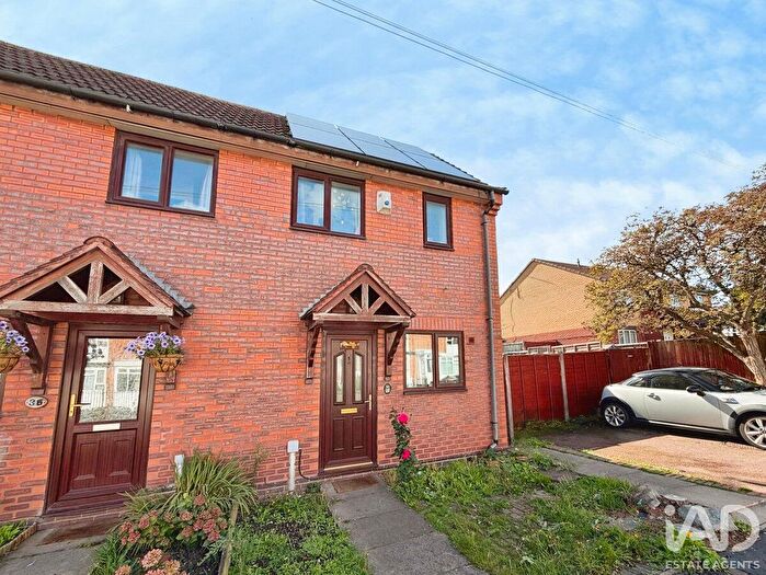 1 Bedroom End Of Terrace House For Sale In Keelinge Street, Tipton, DY4