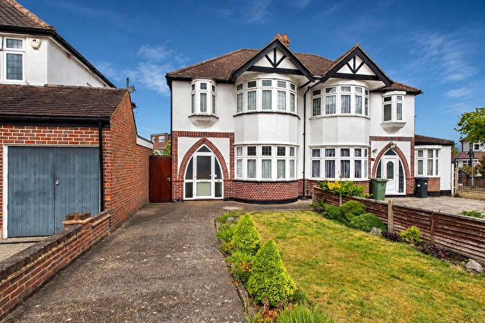 3 Bedroom Semi Detached House To Rent In Waverley Road, Epsom, Surrey, KT17