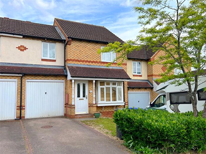 3 Bedroom Terraced House To Rent In Swallow Close, Brackley, NN13