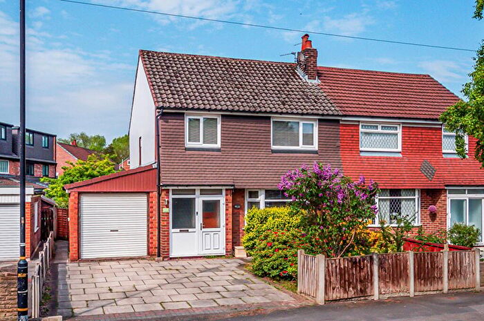 3 Bedroom Semi-Detached House For Sale In Woodhouse Road, Davyhulme, Manchester, M41