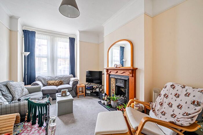 3 Bedroom Terraced House For Sale In Crowborough Road, London, SW17