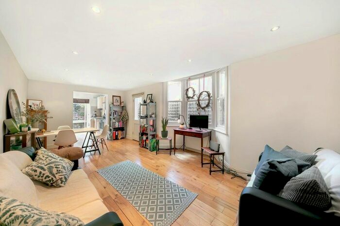 2 Bedroom Flat To Rent In Arodene Road, London, SW2